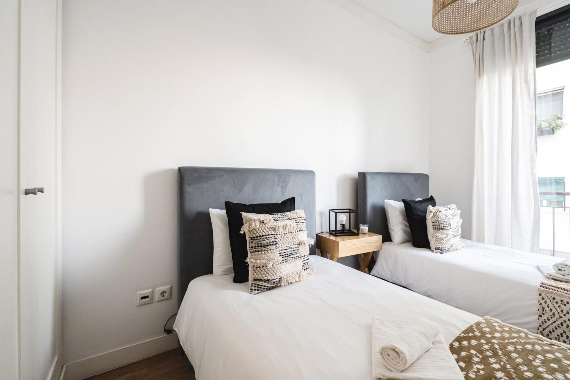 Akicity Amoreiras Moon Apartment