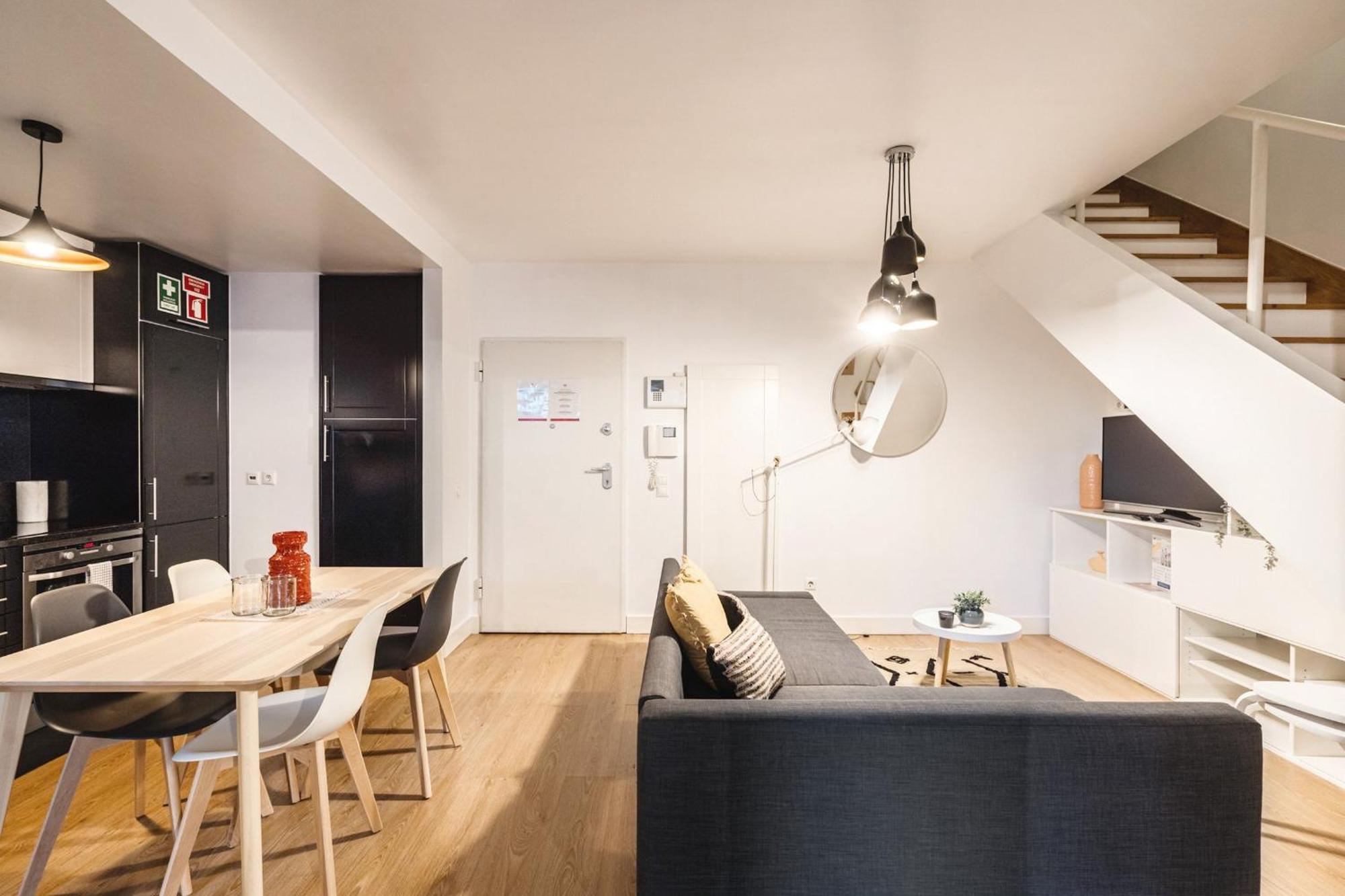 Akicity Amoreiras Moon Apartment