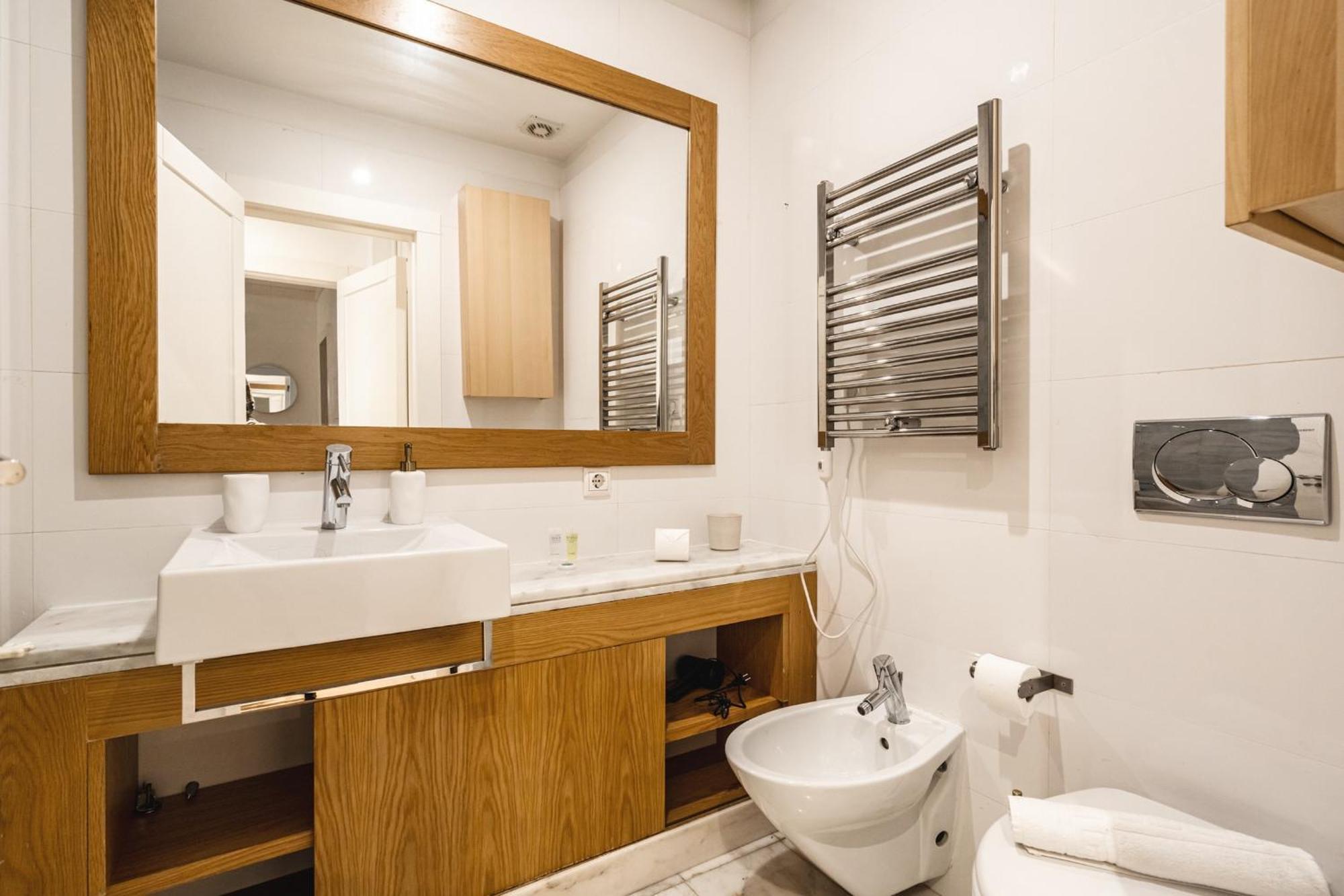 Apartment Akicity Amoreiras Moon Lisbon